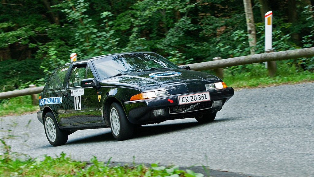 René Mejer, Volvo 480 Turbo, fører nu HMS Hillclimb mesterskabet i klasse 10B med et stort forspring til nr. 2.
(Foto: rallypics.dk – Viggo Johansen)
